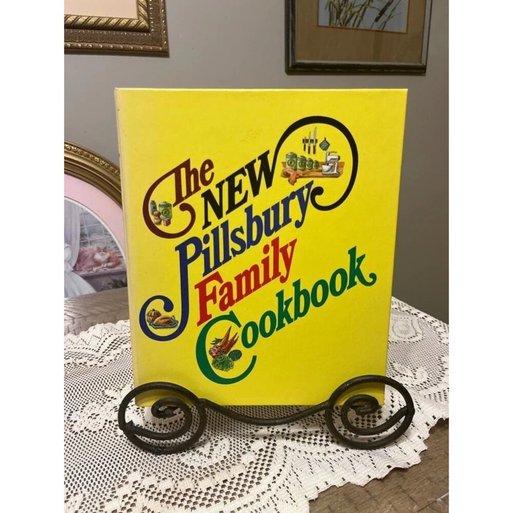 1970's The New Pillsbury Family Cookbook